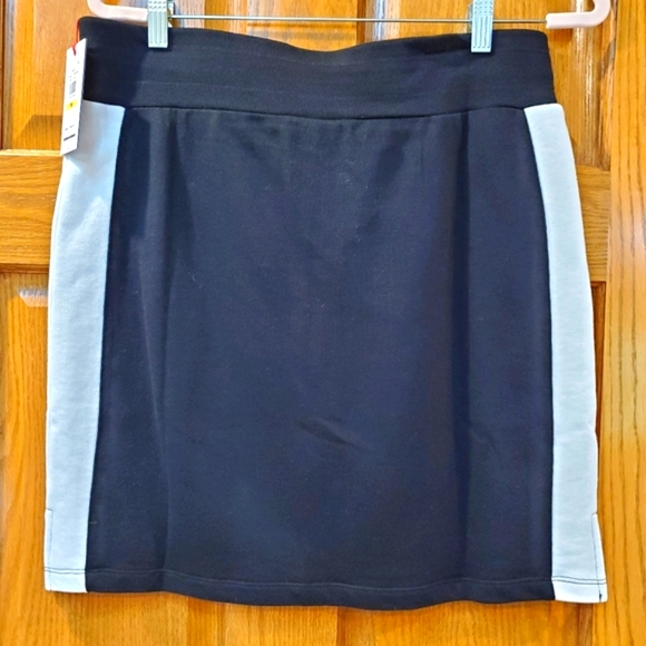 Tommy Hilfiger Sport skirt - Picture 2 of 5